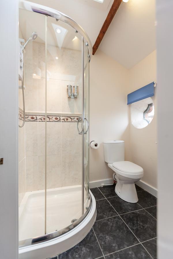 Thistledown House Green Hammerton Room photo