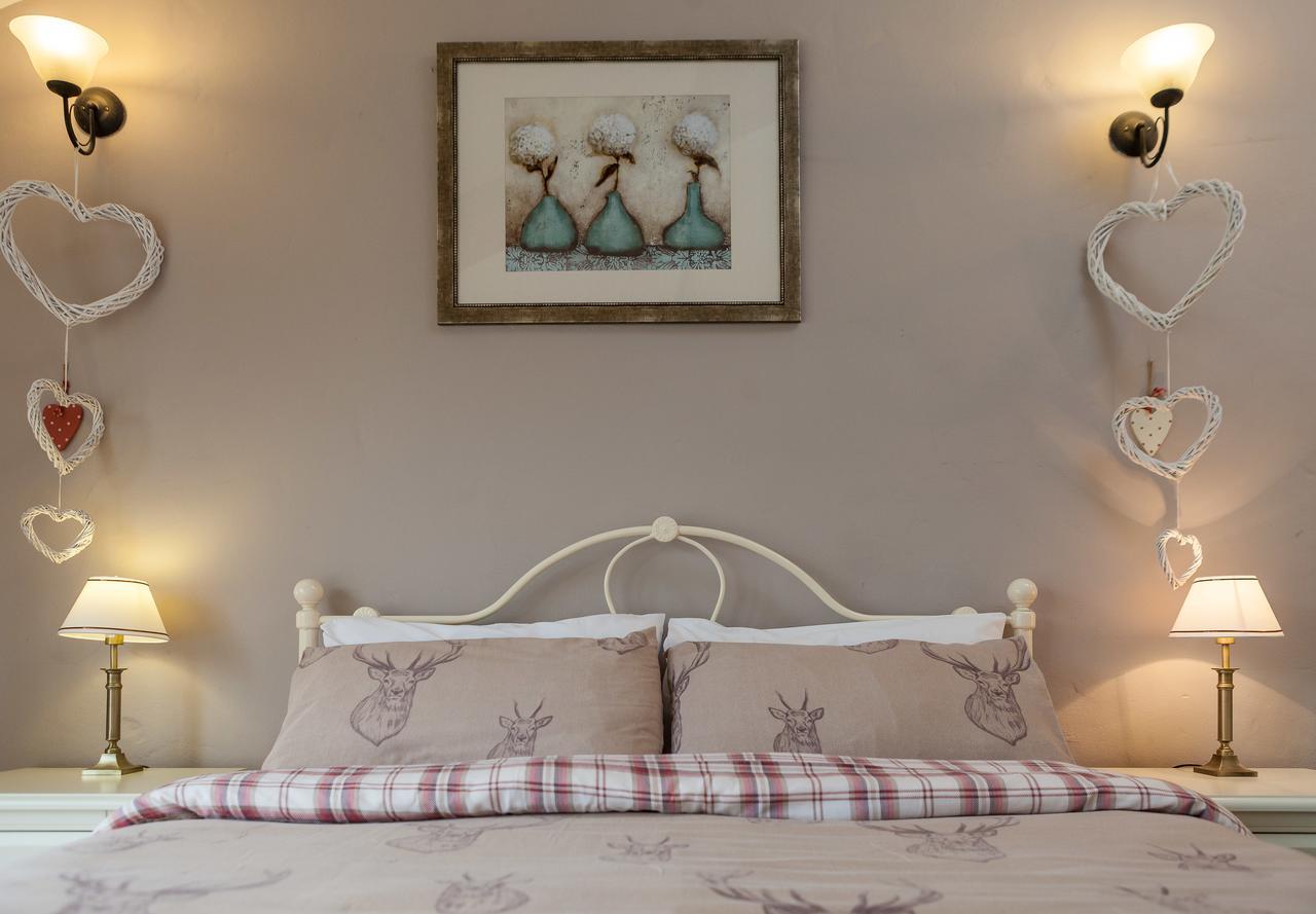 Thistledown House Green Hammerton Room photo